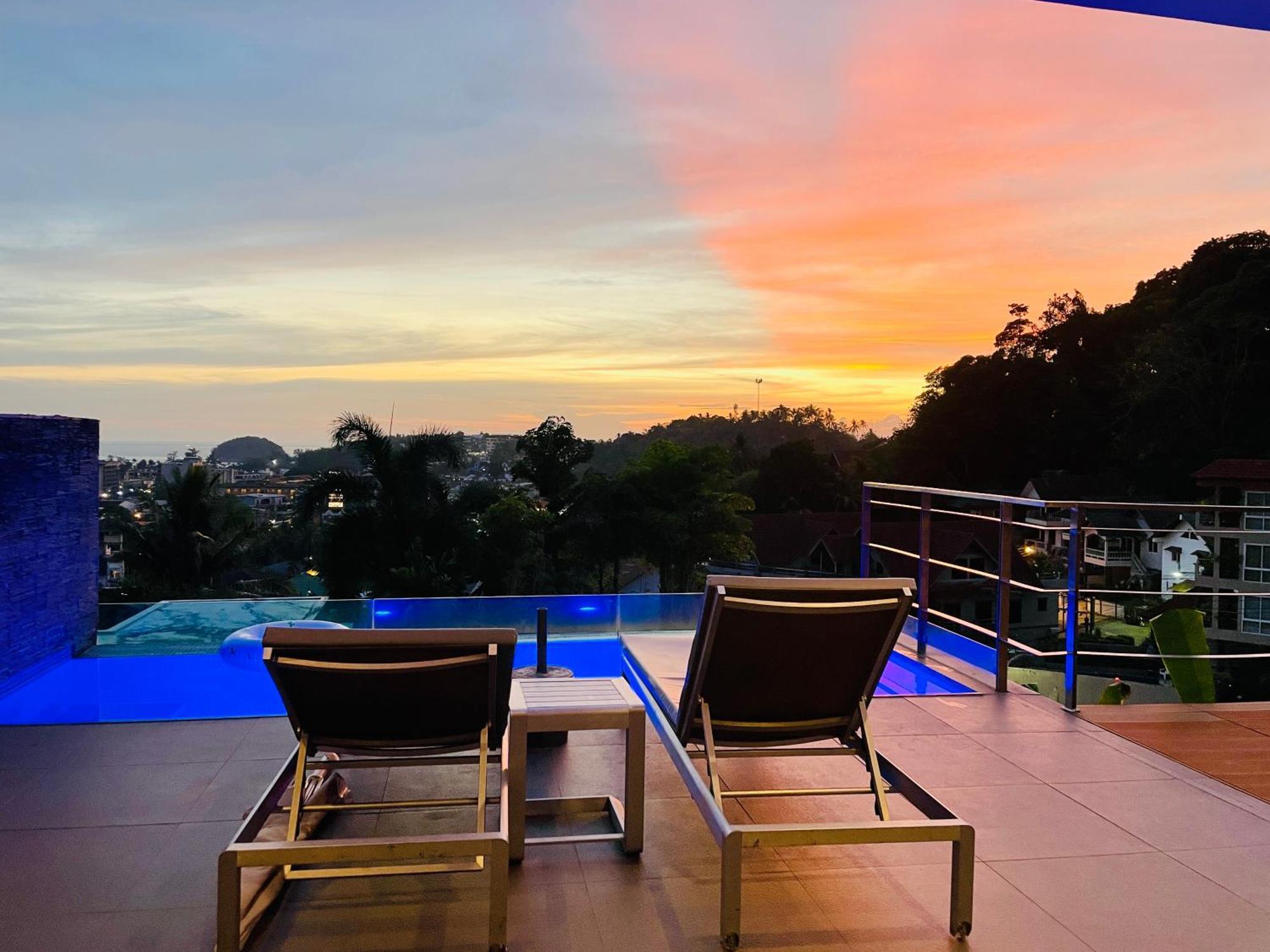 Baan Saint-Tropez Seaview Villas Kata Beach Exterior foto